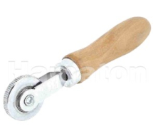 939 TECH WOOD HANDLE STITCHER 50MM DIAMETER 6MM THICK 939 TECH WOOD HANDLE STITCHER 50MM DIAMETER 6MM THICK